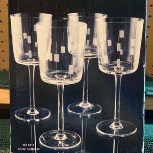 Set of drinking glasses 3/$20 ☘️